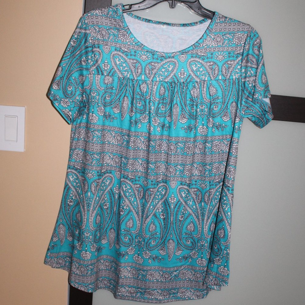 Women's Teal Stretch Floral Top - Size Medium - NWOT